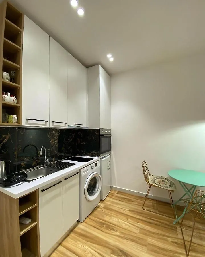 Comfort Stay Apartaments Tirana 0*,