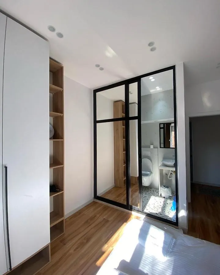 Comfort Stay Apartaments Tirana 0*,