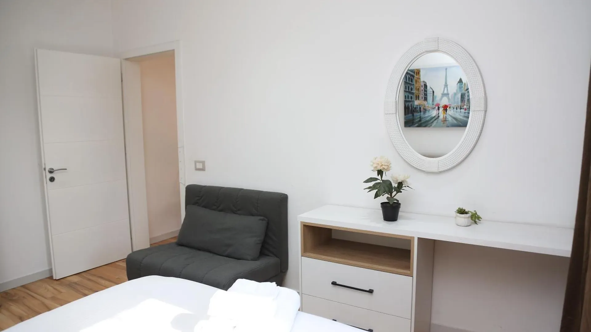 Comfort Stay Apartaments Tirana