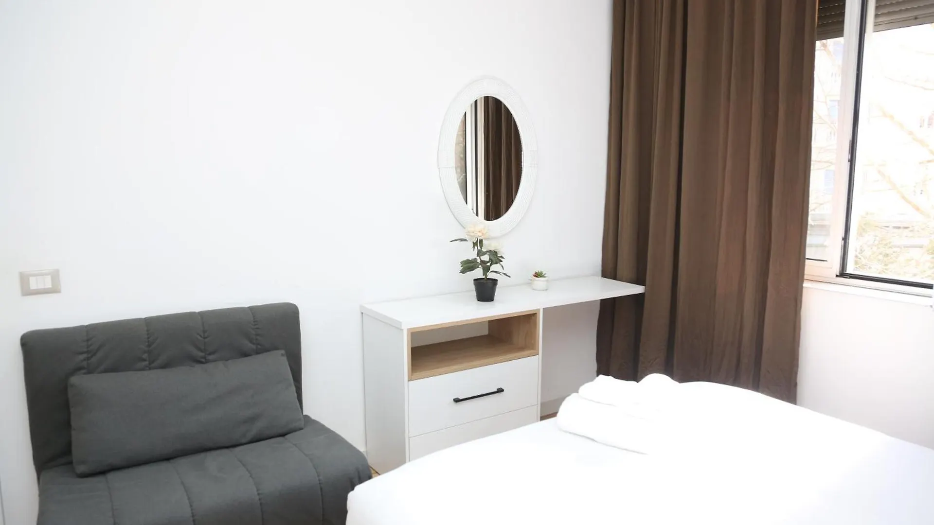 Comfort Stay Apartaments Tirana